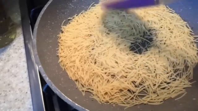 ВЛОГ: МОЙ ОБЫЧНЫЙ ДЕНЬ/// Готовлю// Покрасила волосы// смотреть онлайн