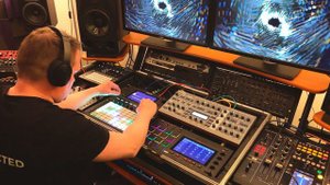 Akai Force & MPC Live & Access Virus -  Live Melodic Techno Trance Hardware Performance Mix Set Jam