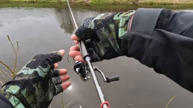 МОРМЫШИНГ! Малые реки полны МАЛЫМ ОКУНЕМ! Рыбалка ВЕСНОЙ на СПИННИНГ!