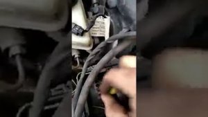 замена предохранителя сигнала w203 Мерседес. Mercedes