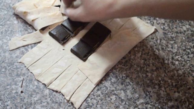 Быстрая слойка с шоколадом смотреть онлайн