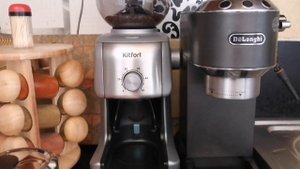 Кофемолка kitfort KT-749