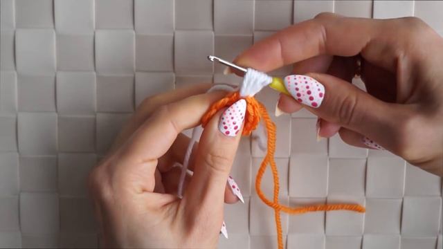 Маленький пышный цветочек крючком / Small crochet flower смотреть онлайн