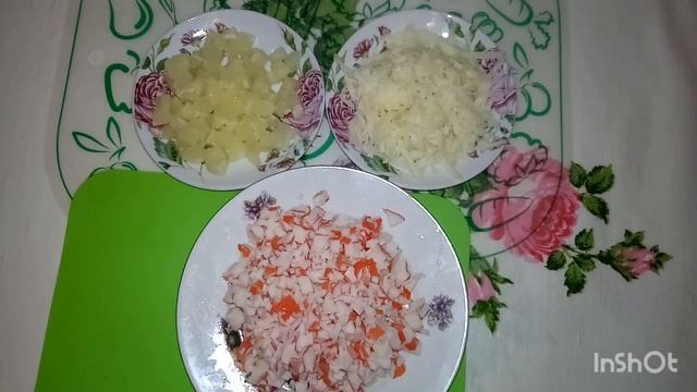Простой салат с крабовым мясом