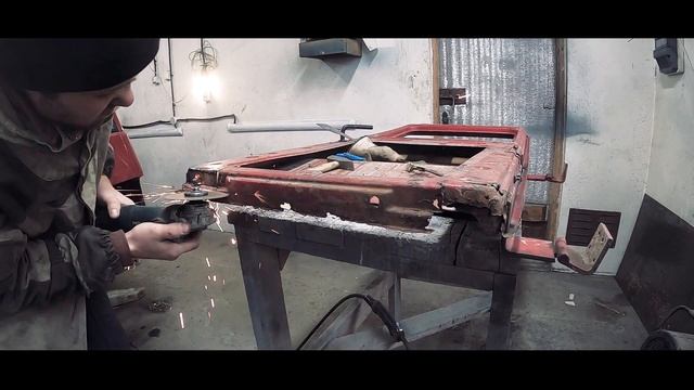 Mercedes Benz MB100. Реставрация кузова. Body restoration. смотреть онлайн