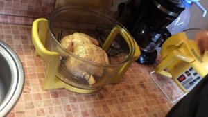 КАК ПРИГОТОВИТЬ ВУСНУЮ КУРИЦУ В АЭРОГРИЛЕ ИЛИ ДУХОВКЕ+ЧЕСНОЧНЫЙ СОУС