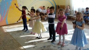 Танец с ложками в средней группе. Веселые ложкари в детском саду