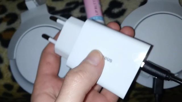 Как правильно зарядить беспроводные наушники Philips Bass+ Over Ear ??? смотреть онлайн