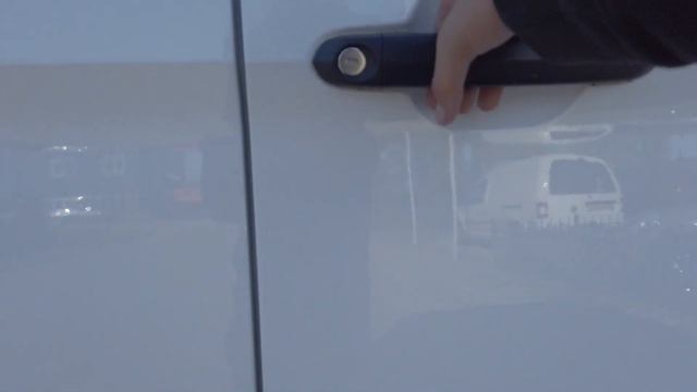 Volkswagen Crafter 35 2.0TDI 141PK L3H3 | Trekhaak | Camera | Rijklaar смотреть онлайн