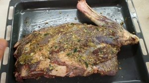 Нога косули запечённая в тандыре. Очень вкусно !!!