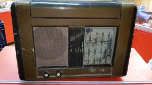 Ламповый радиоприемник Урал 53
