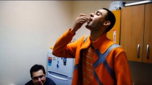 Admos: «Чашка-мешалка - для вашего удобства»