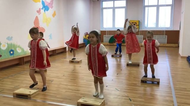 Русский народный танец с применением степ платформ смотреть онлайн