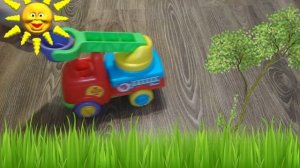 синий трактор сеет подсолнухи, три серии детского видео.mp4