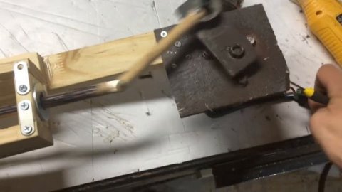 КАК СДЕЛАТЬ СВОИМИ ДВИГАТЕЛЬ с поступательным движением из двигателя с радиальным движением!