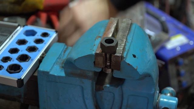 Экстракторы для удаления поврежденных гаек и болтов 9-19 мм, 10 шт. смотреть онлайн