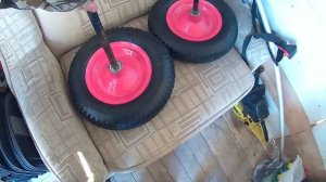 Конец БЕШЕНОЙ ТАБУРЕТКИ и новая телега на колесах от садовой тачки!