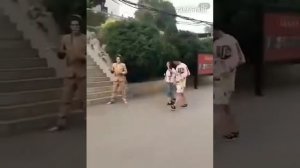 Статуи пугают людей! Ржачка