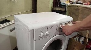 Как вытащить лоток для порошка в стиральной машине Индезит. Рубрика - Ремонт стиральных машин.