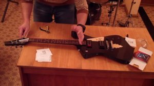 Как установить струны на электрогитару