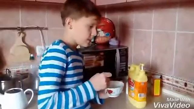 Как быстро вывести пятно с белой вещи смотреть онлайн