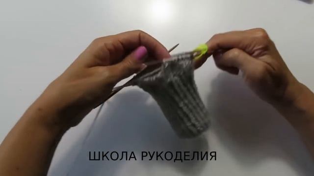 НАИПРОСТЕЙШИЕ НОСКИ НОВЫМ СПОСОБОМ.НОСКИ ДЛЯ НАЧИНАЮЩИХ. носки спицами. женские носки. вязание