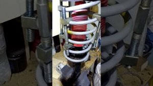 Подтачиваем пружину от ваз 21 0 8 и ставим на Nissan sunny заднюю стойку.