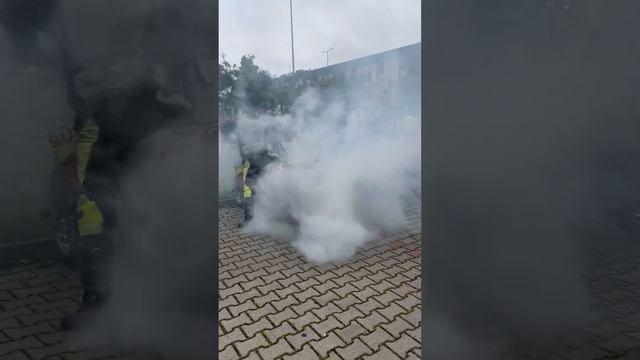 Two Suzuki DRZ 400 burnout