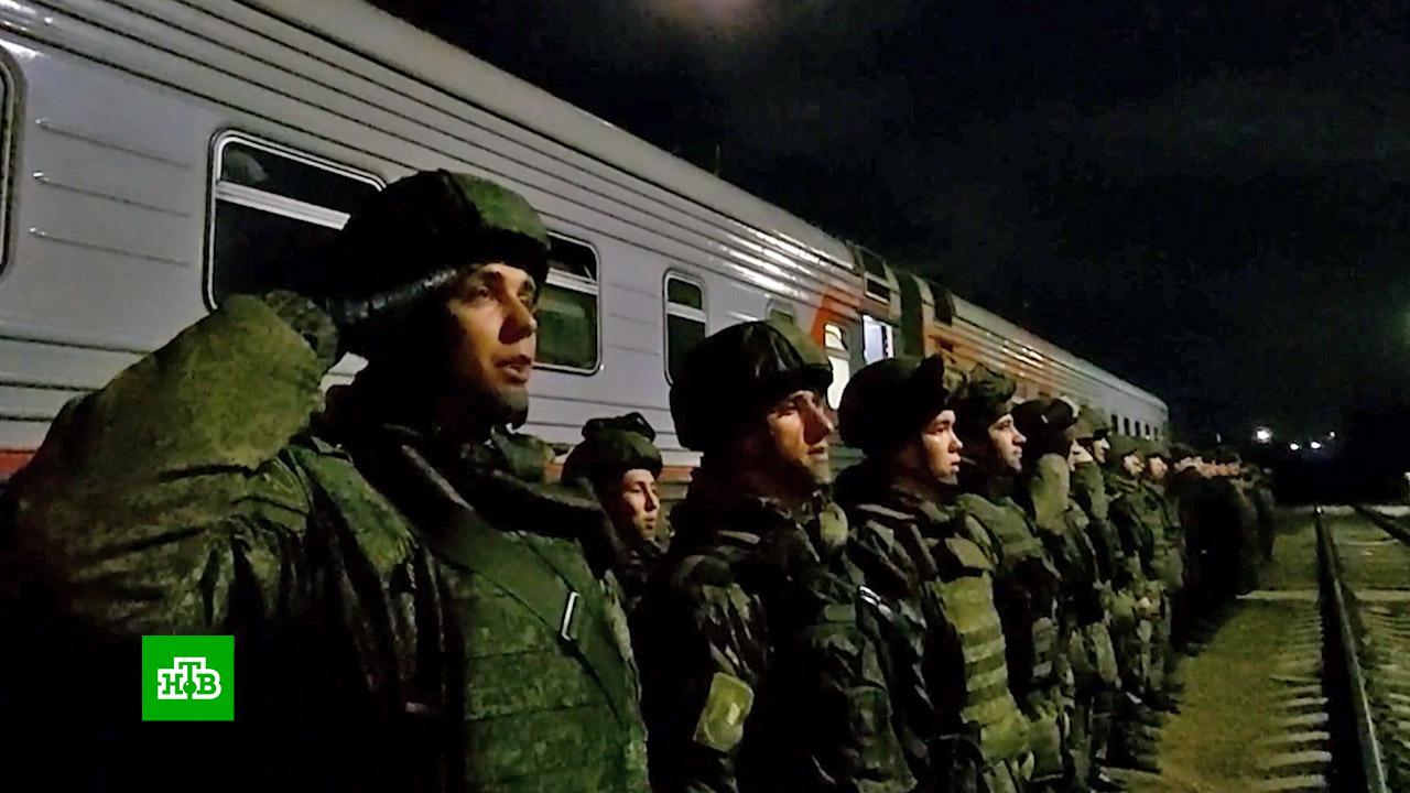 После учений. Армия Чечни. Российские военные 2005 года. Армия РФ В Чечне.