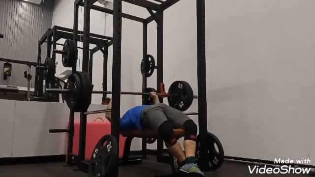 жим лёжа 150кг без ног и моста при весе 74 кг средним хватом 22 года смотреть онлайн