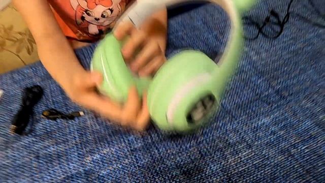 Обзор светящихся детских наушников "Кошачьи ушки" CAT EAR P33M смотреть онлайн