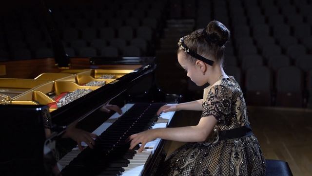 Агафья Корзун, 6 лет, Тарантелла, С.С. Прокофьев смотреть онлайн