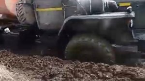 Проходимость Урал 6х6 урал в речке удивительно на что способна эта машина