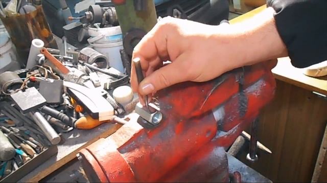 ?КРАЙНЕ ПОЛЕЗНЫЕ САМОДЕЛКИ ДЛЯ РАБОТЫ! Как сделать самому? смотреть онлайн