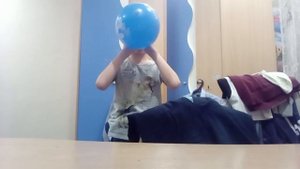 надул шарик до максимального размера