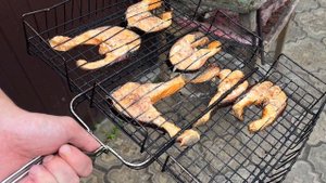 ВКУСНАЯ КРАСНАЯ РЫБА? НА МАНГАЛЕ КАК ПРИГОТОВИТЬ. Рецепт в описании
