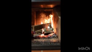 Печь - камин на два этажа! Stove - fireplace on two floors