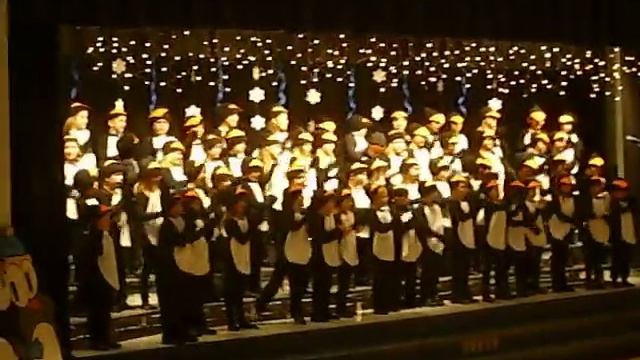 How the Penguins Saved Christmas 1 смотреть онлайн