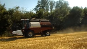VECTOR 410 на уборке зерновых