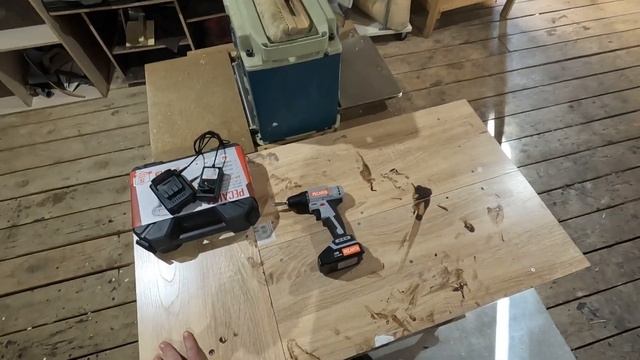 Шуруповерт Ресанта ДА-20-2ЛК-Б после трех месяцев активной работы смотреть онлайн