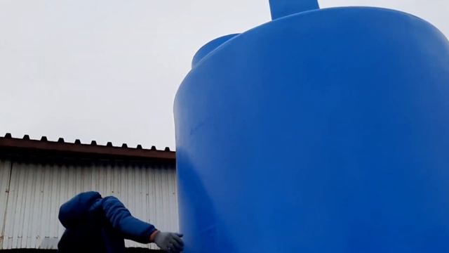 Пластиковые емкости 10000 литров вертикальной цилиндрической формы 10 кубов | 10 м3 | 10 тонн смотреть онлайн