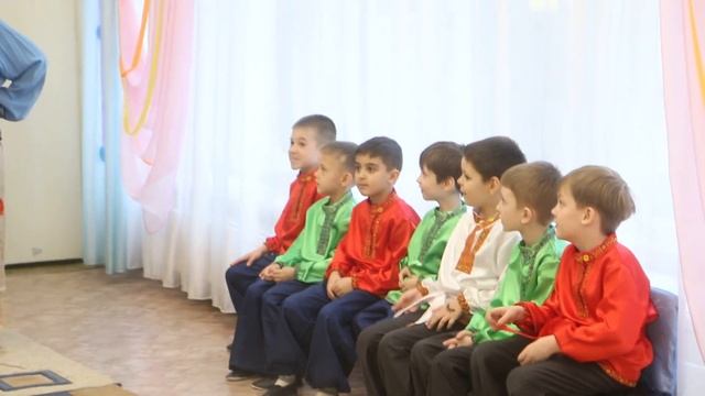 Праздник осени - группа Почемучки. смотреть онлайн