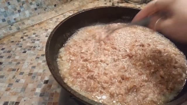 Слоеный пирог с тушенкой/ Пирог с тушенкой