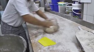 Хлеб из собственной муки  Мельница Muehlomat целнозерновая  мука для пекарни