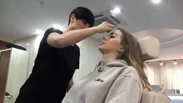 Салон Эфир: брови