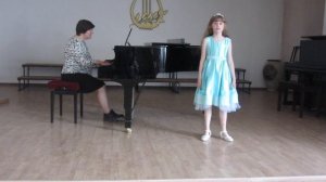 Елена Андреенкова, 8 лет - Зоопарк ( Л.Абелян), Ой, бежит ручьём вода ( укр. нар. песня), ДМШ №15