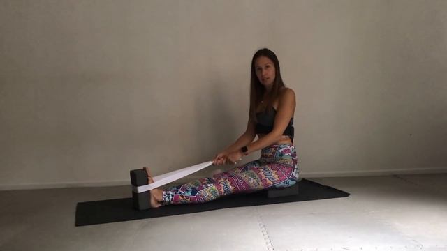 Упражнение складка. Секреты и ньюансы эффективной растяжки смотреть онлайн