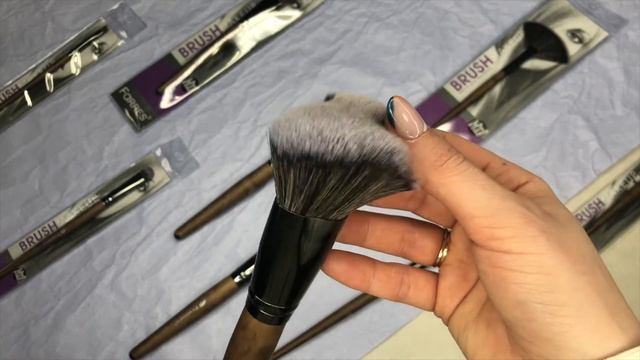 Новые кисти FARRES смотреть онлайн