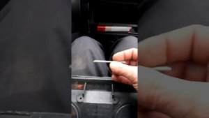 Ремонт дверцы  бардачка Ваз 2114 -2115 .