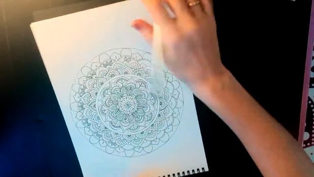 Мандала. Рисую и раскрашиваю./ Mandla. Drawing and coloring смотреть онлайн